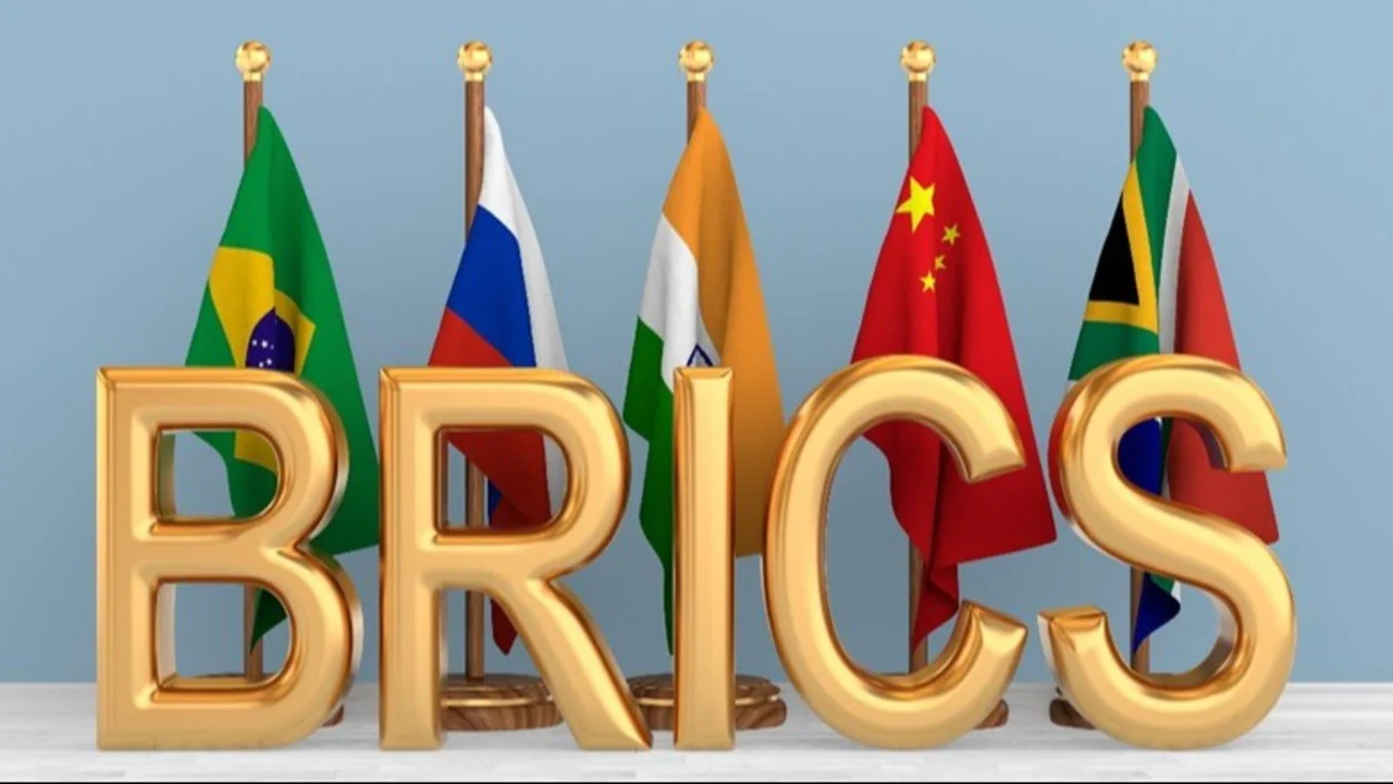 Con la firma de Milei, Argentina renuncia oficialmente al BRICS |  Dolarhoy.com